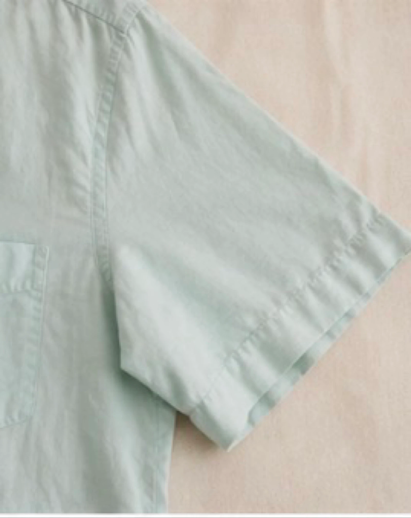 Light green short-sleeved shirt size 41/42 classic cut with chest pocket – photo 5